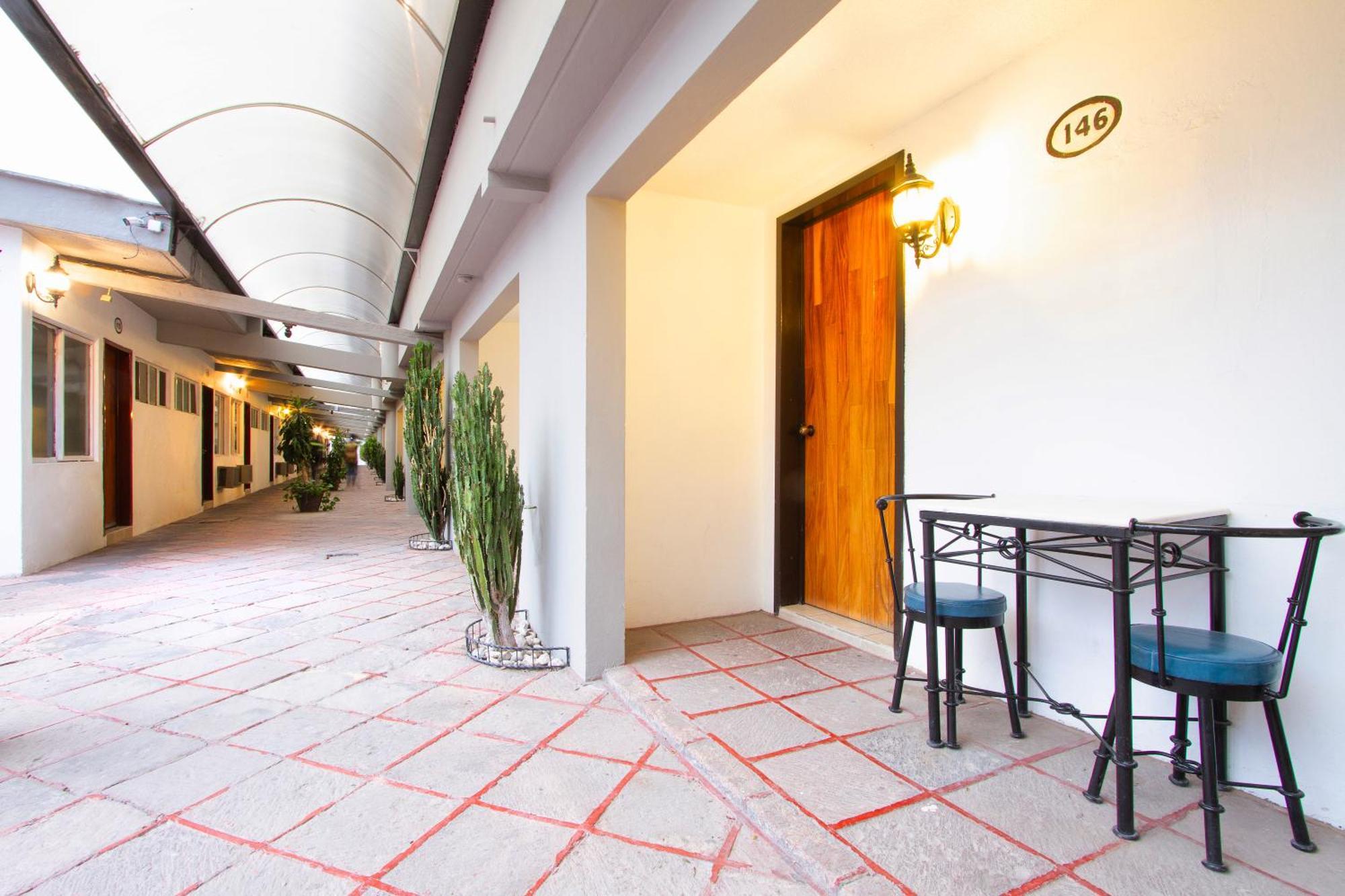 Hotel Bedd Express Querétaro Buitenkant foto