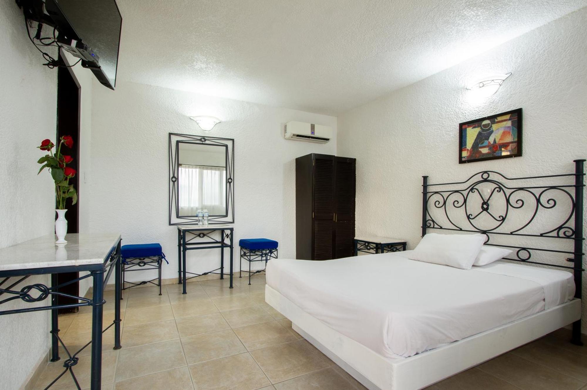 Hotel Bedd Express Querétaro Buitenkant foto