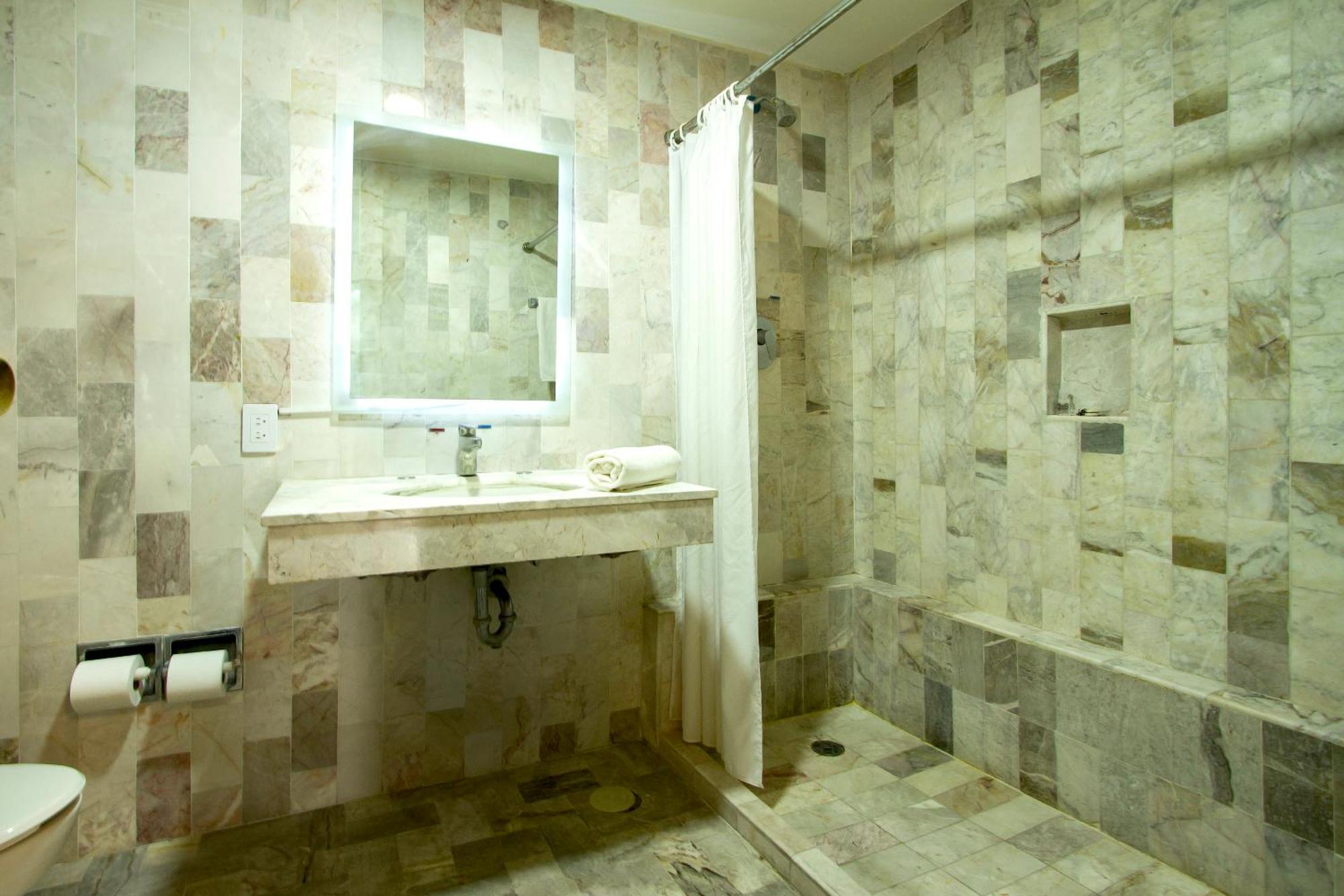 Hotel Bedd Express Querétaro Buitenkant foto